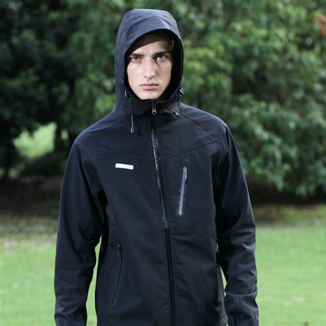 impermeable hombre-4